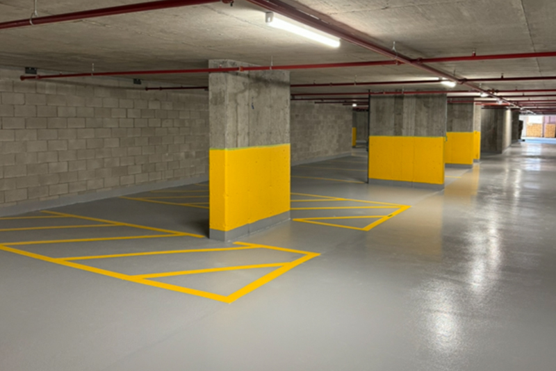 Plancher de stationnement étagé