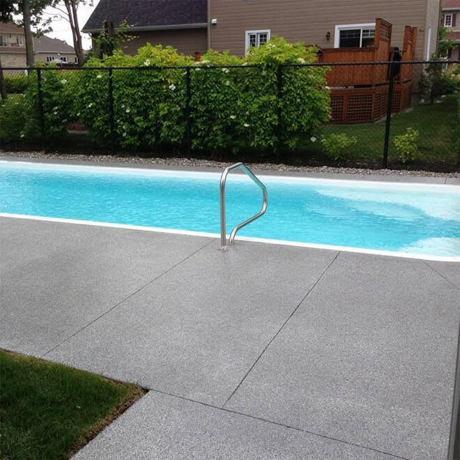 Contour de piscine en époxy Centre-du-Québec.